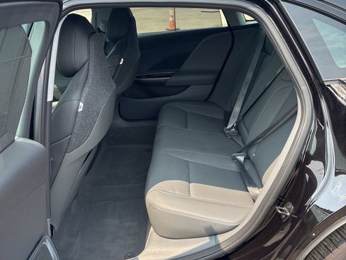 Used 2025 Lucid Air Touring AWD/4WD image 11