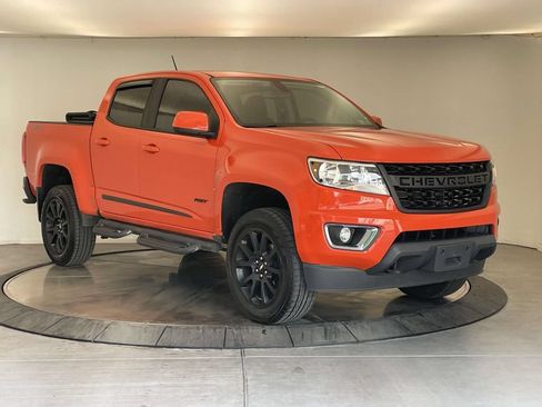 Used 2019 Chevrolet Colorado LT w/ Colorado RST Special Edition AWD/4WD image 7