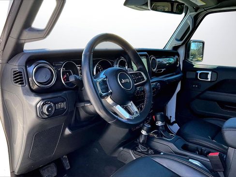 Certified 2021 Jeep Wrangler Unlimited Rubicon image 19