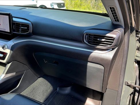 Used 2024 Ford Explorer XLT w/ Equipment Group 202A image 15