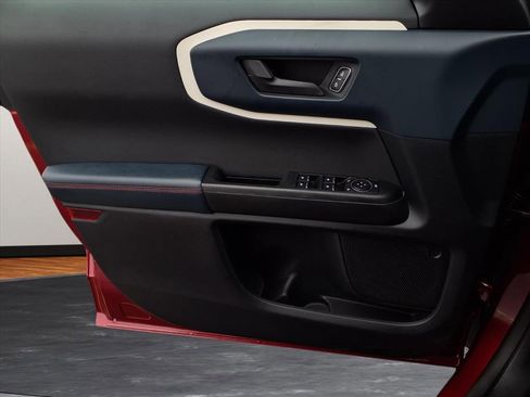 Used 2025 Ford Bronco Sport Heritage w/ Convenience Package image 19