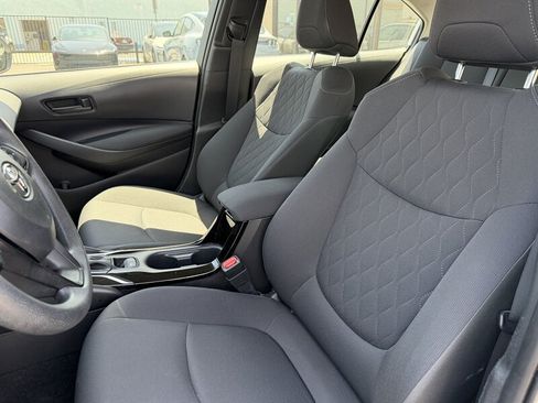 Used 2022 Toyota Corolla LE w/ Carpet Mat Package (TMS) FWD image 9
