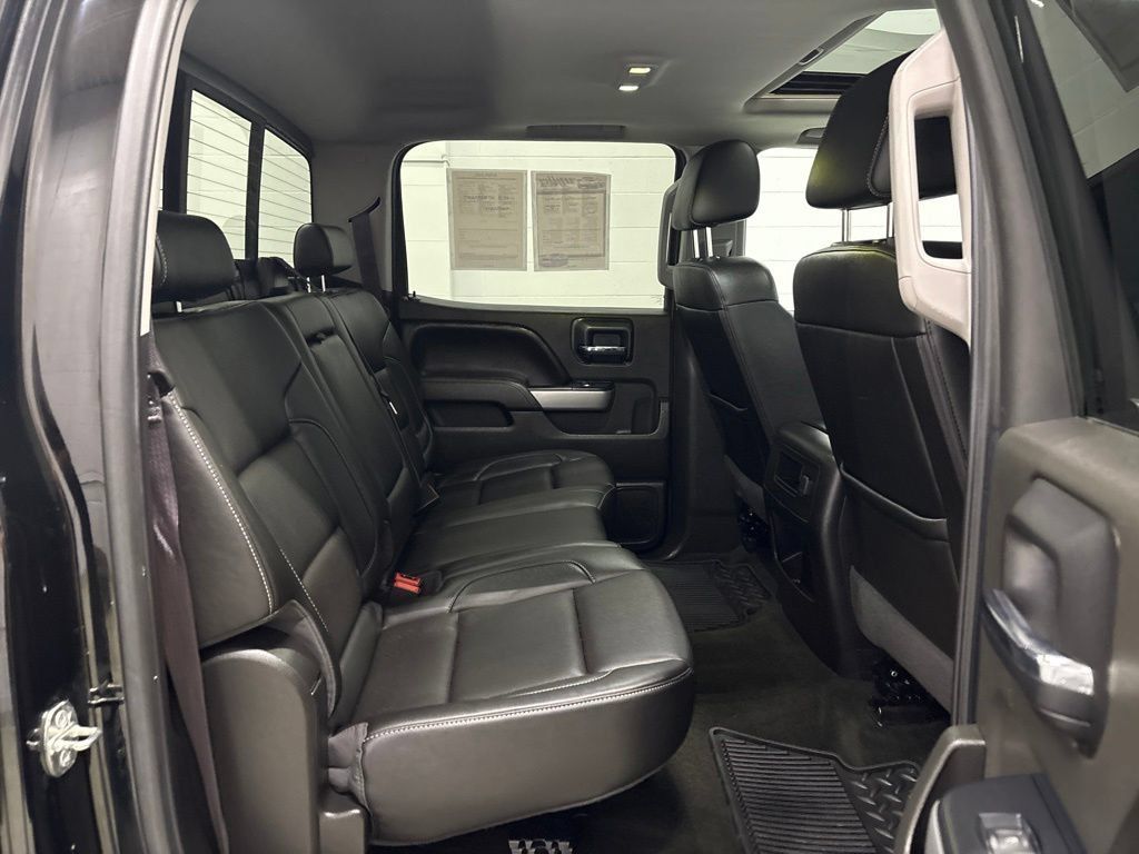 Used 2017 Chevrolet Silverado 1500 LTZ Z71 w/ LTZ Plus Package AWD/4WD image 35