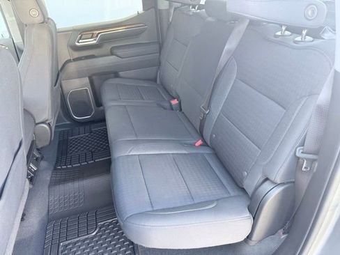 Used 2023 Chevrolet Silverado 1500 LT AWD/4WD image 24