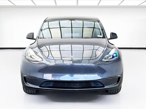 Used 2024 Tesla Model Y Long Range image 2