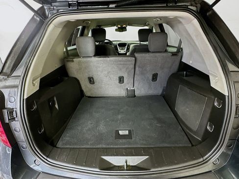 Used 2017 Chevrolet Equinox LS image 22