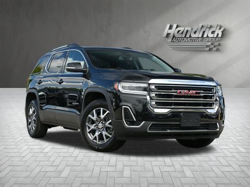 Used 2023 GMC Acadia SLT w/ Preferred Package image 2