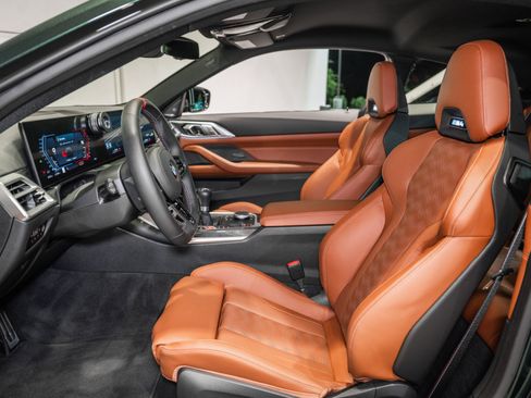 Used 2027 BMW M4 Coupe w/ M Driver's Package RWD image 2