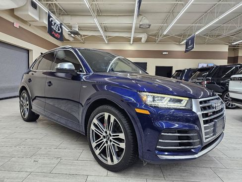 Used 2018 Audi SQ5 Premium Plus w/ S Sport Package AWD/4WD image 4