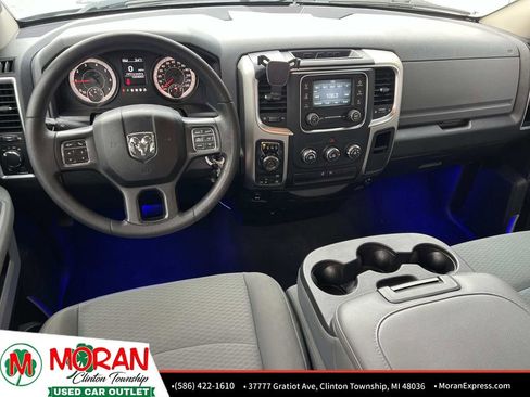 Used 2018 RAM 1500 Classic SLT image 13