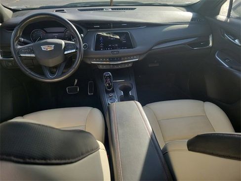 Certified 2023 Cadillac XT4 Sport image 8