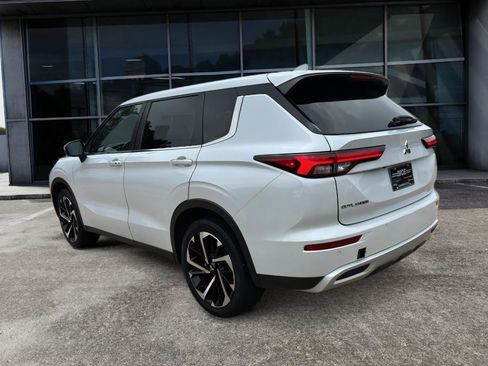 Used 2023 Mitsubishi Outlander ES image 5