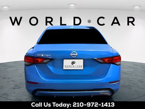 Used 2025 Nissan Sentra SV image 6