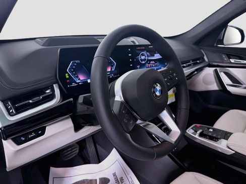 New 2027 BMW X1 xDrive28i AWD/4WD image 9