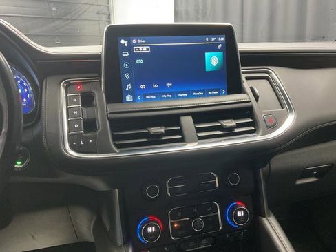 Used 2023 Chevrolet Suburban Z71 w/ Luxury Package image 24