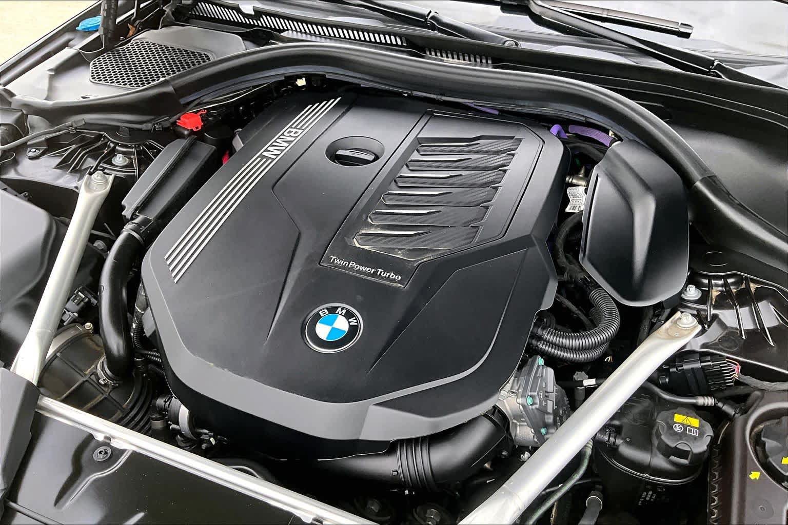 Used 2022 BMW 540i w/ M Sport Package RWD image 31