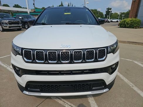 Certified 2023 Jeep Compass Limited AWD/4WD image 5