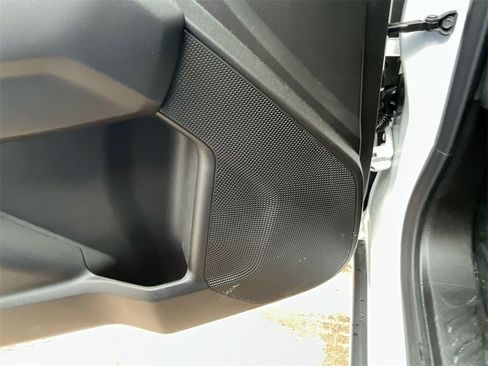 New 2026 GMC Canyon Elevation w/ Convenience Package image 16