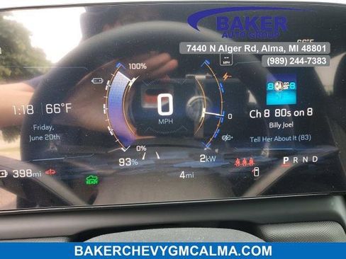 New 2025 Chevrolet Silverado EV LT image 10