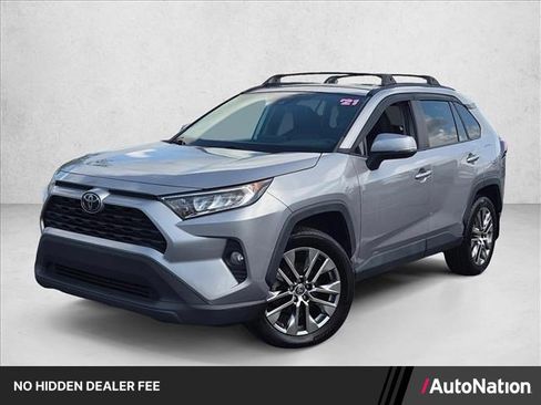 Used 2021 Toyota RAV4 XLE Premium FWD image 1
