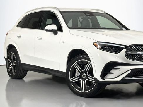 Certified 2025 Mercedes-Benz GLC 350e 4MATIC image 15