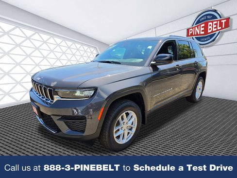 New 2026 Jeep Grand Cherokee Laredo X AWD/4WD image 1