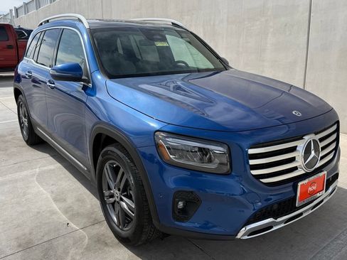 Used 2026 Mercedes-Benz GLB 250 image 2