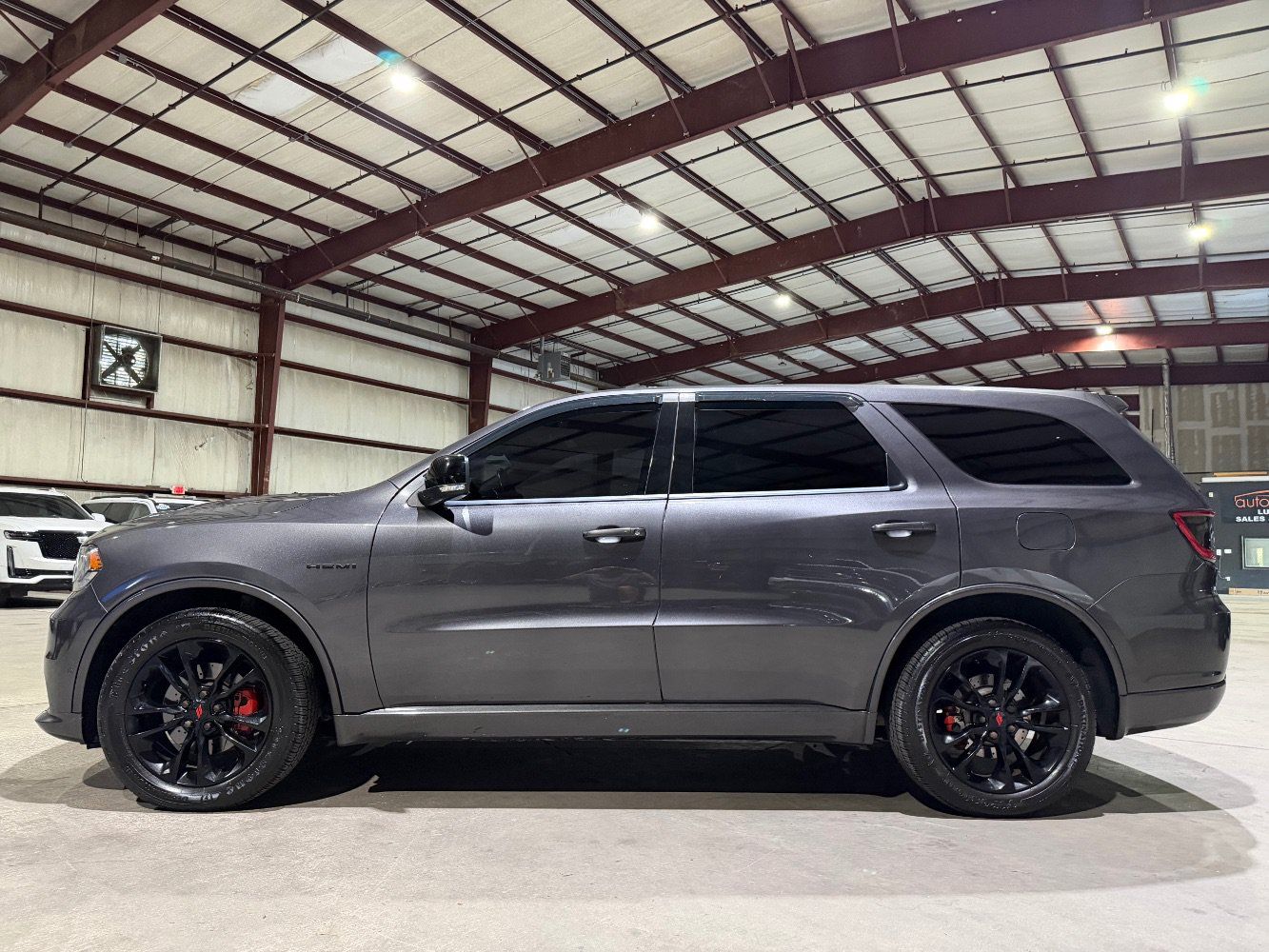 Used 2020 Dodge Durango R/T w/ Blacktop Package AWD/4WD image 9