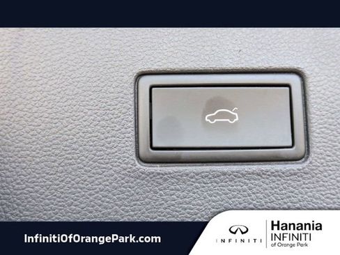 Used 2022 Volkswagen Atlas SE w/ Panoramic Sunroof Package image 13