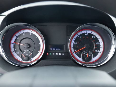 Used 2011 Dodge Grand Caravan Express FWD image 33
