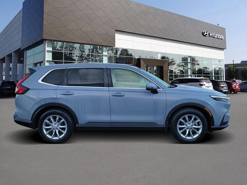 Used 2023 Honda CR-V EX-L image 4