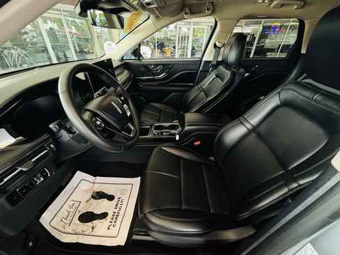 Used 2023 Lincoln Corsair AWD w/ Equipment Group 101A image 30