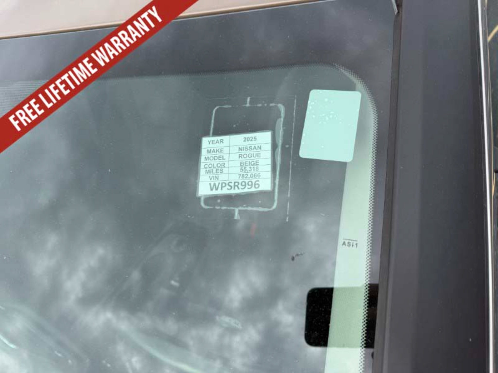 Used 2025 Nissan Rogue SV AWD/4WD image 25