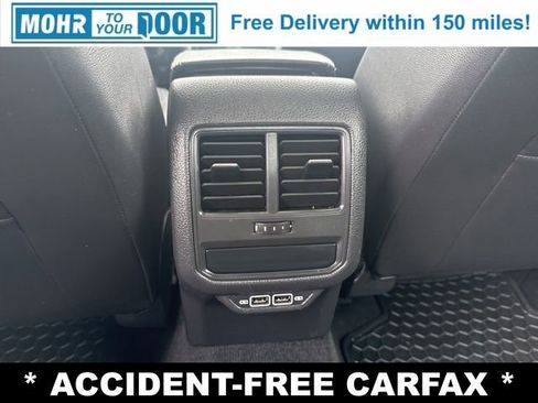 Used 2021 Volkswagen Passat 2.0T SE image 33