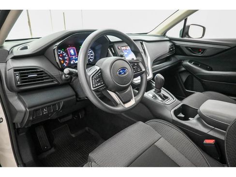 Used 2024 Subaru Outback AWD/4WD image 11