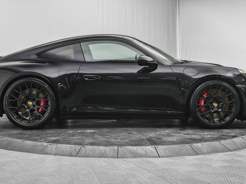 Used 2024 Porsche 911 Carrera S image 8