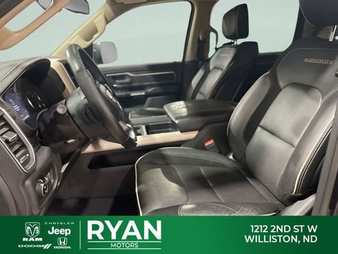 Used 2019 RAM 1500 Laramie AWD/4WD image 31