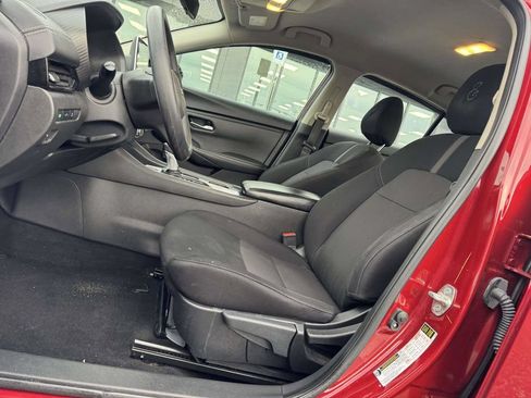 Used 2023 Nissan Sentra SV FWD image 13