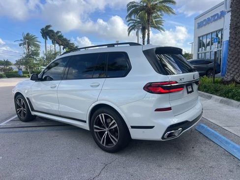 Used 2023 BMW X7 xDrive40i w/ M Sport Package image 7