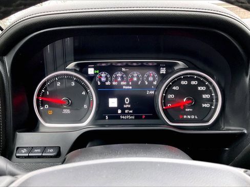 Used 2020 Chevrolet Silverado 2500 High Country w/ Technology Package image 9