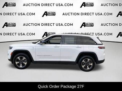 Used 2024 Jeep Grand Cherokee Limited 4xe AWD/4WD image 3