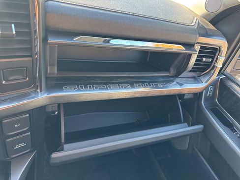 Used 2025 Ford F350 Lariat image 37