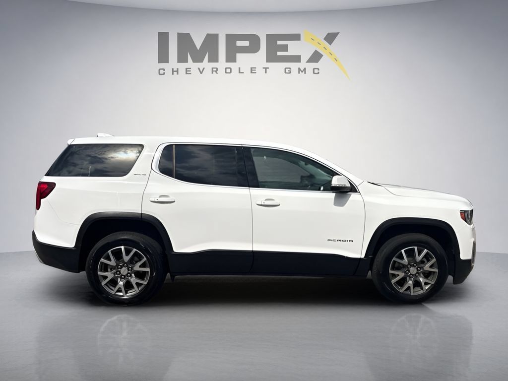 Used 2020 GMC Acadia SLE w/ LPO, Floor Liner Package FWD image 6