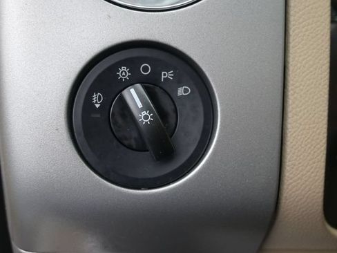 Used 2012 Ford Expedition XLT RWD image 24