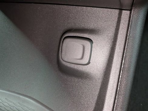 New 2025 Cadillac XT5 Premium Luxury w/ LPO, Floor Liner Package image 12