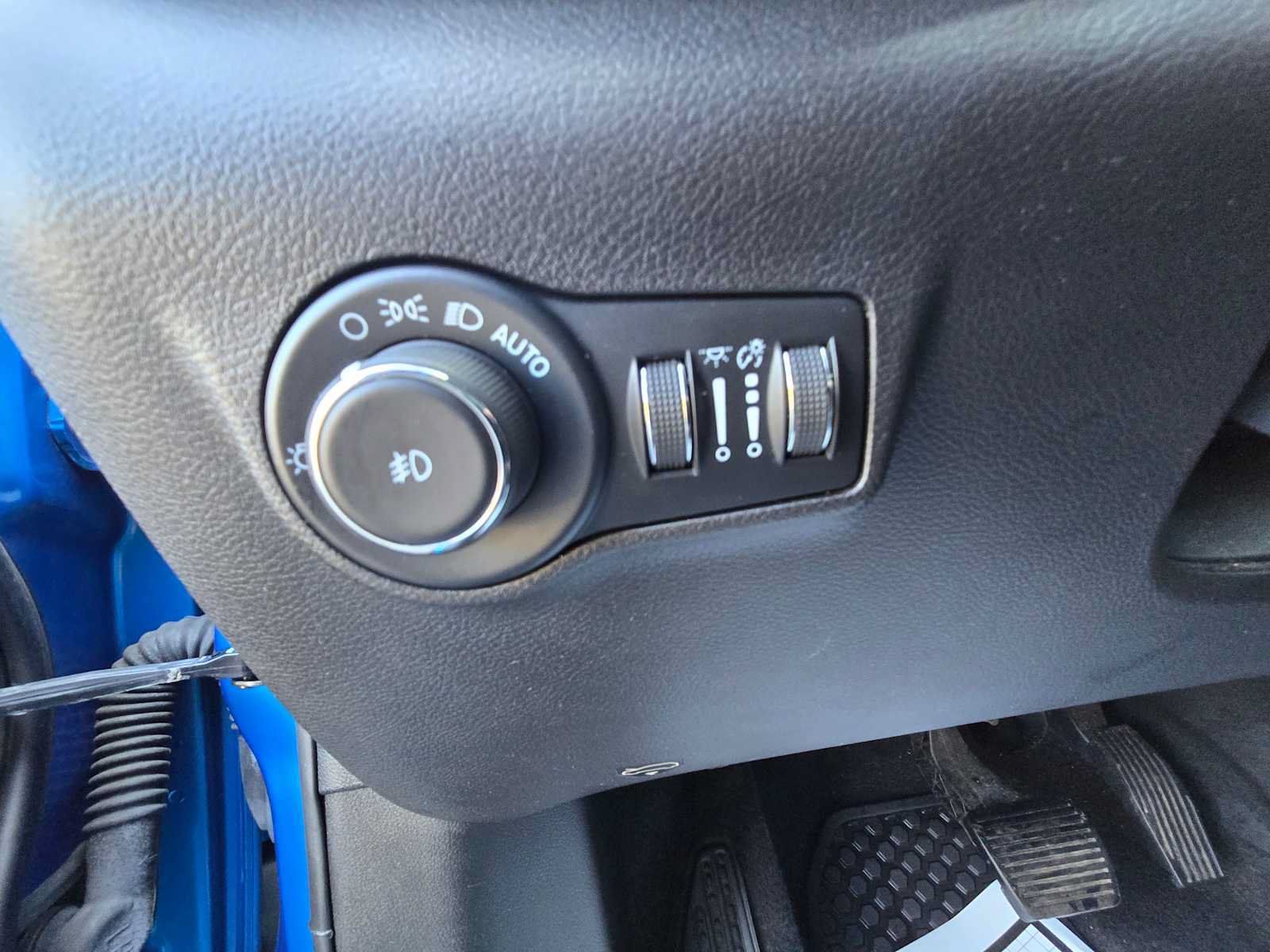 Used 2024 Jeep Compass Trailhawk AWD/4WD image 19