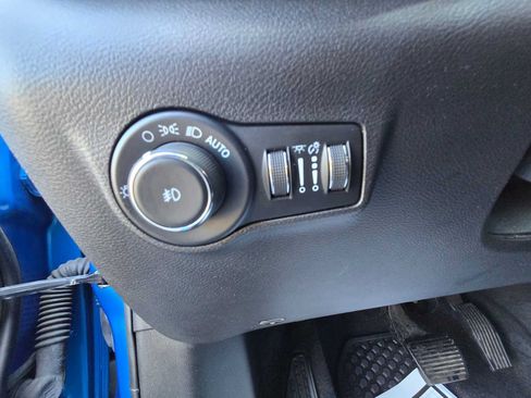 Used 2024 Jeep Compass Trailhawk AWD/4WD image 19