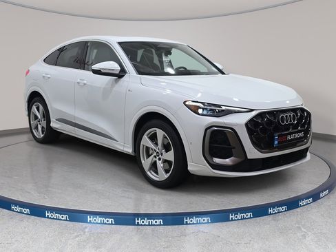 New 2025 Audi Q5 Prestige image 3