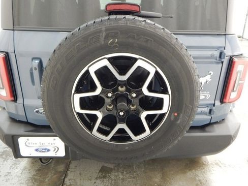 New 2025 Ford Bronco Outer Banks image 5