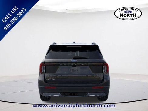 New 2026 Ford Explorer Active w/ Active Comfort Package image 5